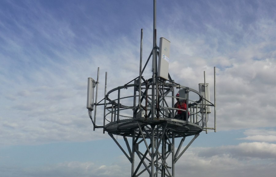 China's Xinjiang builds 39,000 5G base stations