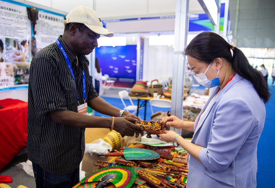 China, Africa stepping up economic, trade cooperation as expo opens