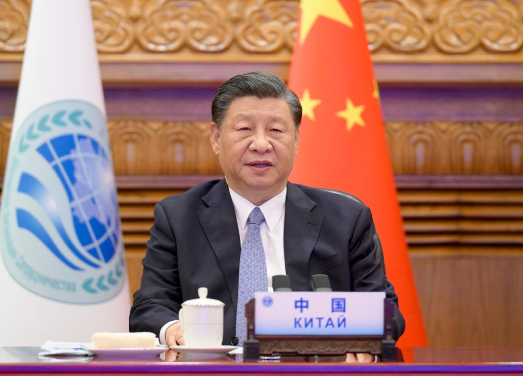 Xinhua Headlines: Xi attends SCO summit, calls for unity, coordination