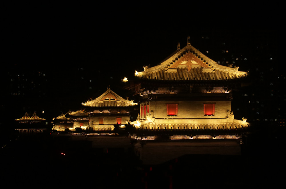 Enchanting Nights: Datong's Ancient City Wall in Splendid Darkness