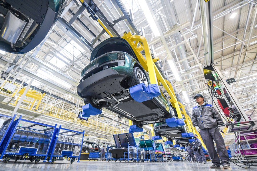 A look at China's economic resilience amid sluggish global growth