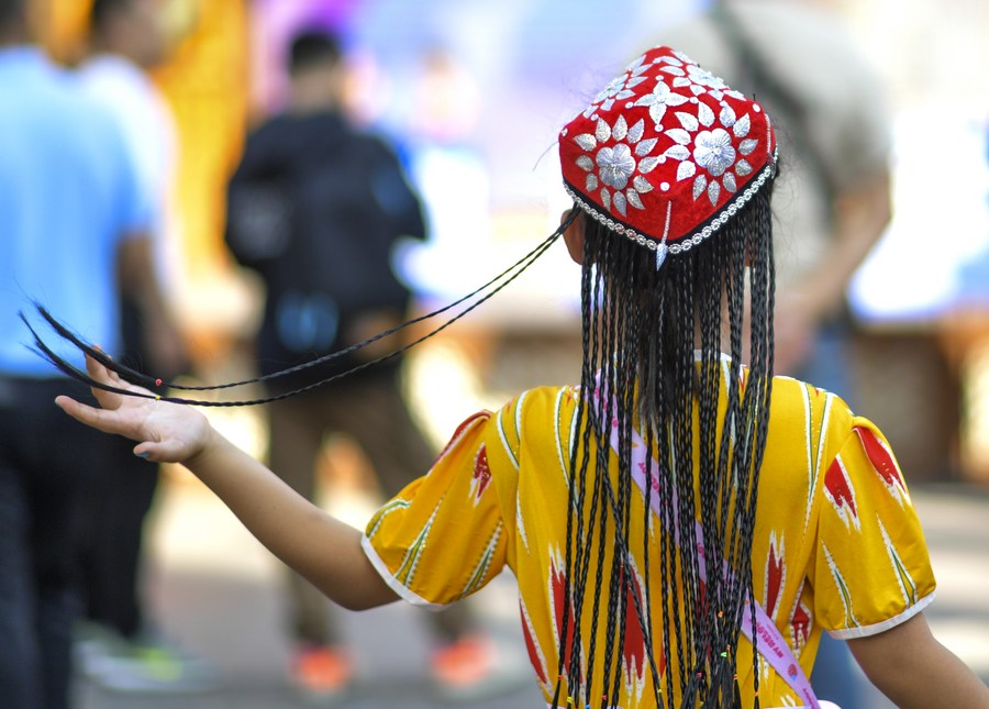 Grand Bazaar in Urumqi: a mirror of vitality of local economy