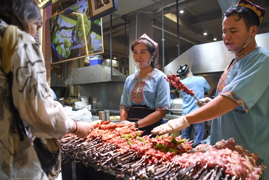 Grand Bazaar in Urumqi: a mirror of vitality of local economy