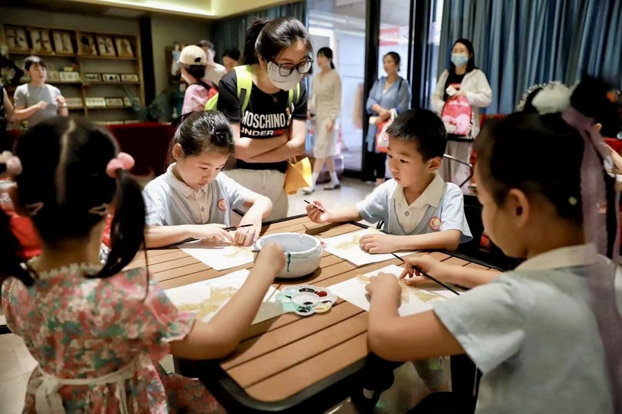 Boom of traditional culture drives museum craze in China
