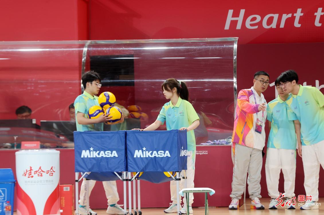 Volunteers prepared for imminent commencement of 19th Hangzhou Asian Games