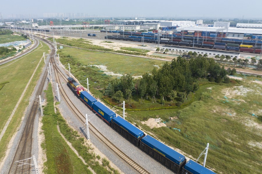 10 years on, Xi'an Int'l Port becomes logistic hub on China-Europe freight train line