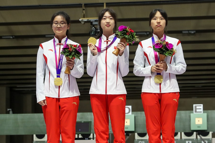 Day 1 Roundup: Chinese rowers win Hangzhou Asiad 1st gold, swimmers sweep 7 titles