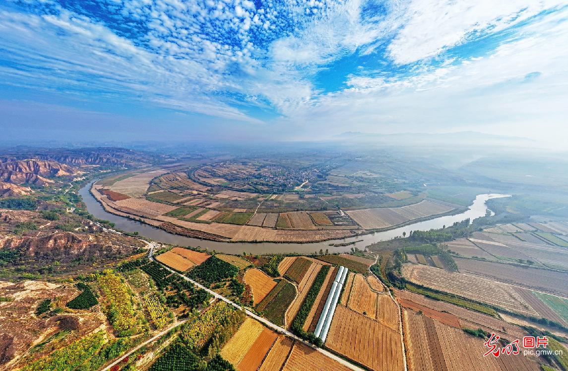 Picturesque scenery by the Fen River in N China’s Shanxi