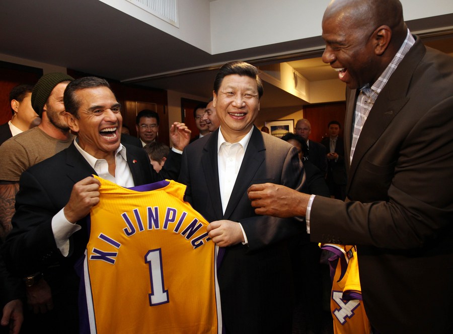 Chocolate and basketball, Xi's memorable moments in California