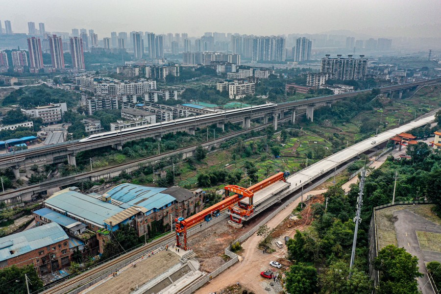 Construction of Chongqing-Kunming high-speed railway makes new progress