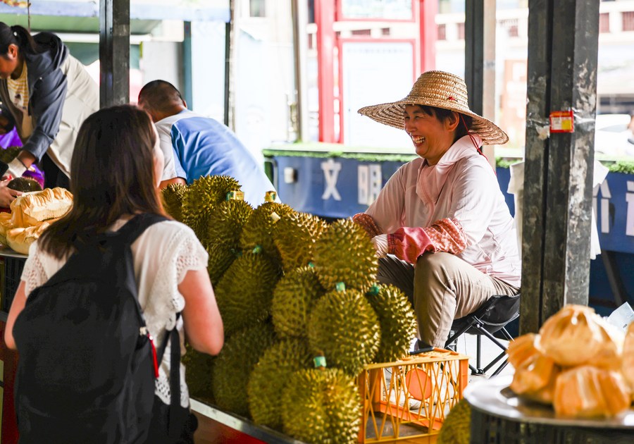 Bilateral trade between China, Vietnam hits monthly record high