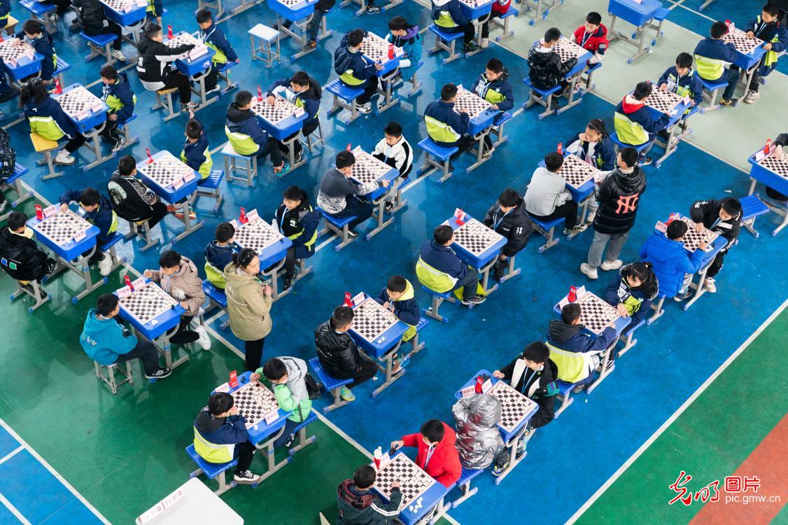 Draughts Tournament held in primary school of E China's Jiangxi