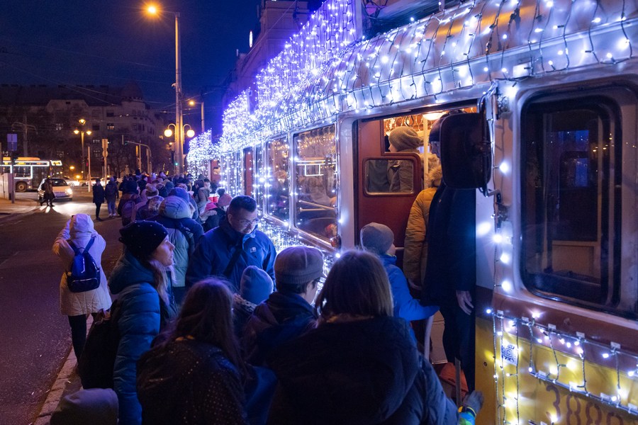 Europe celebrates Christmas amid lingering security concerns