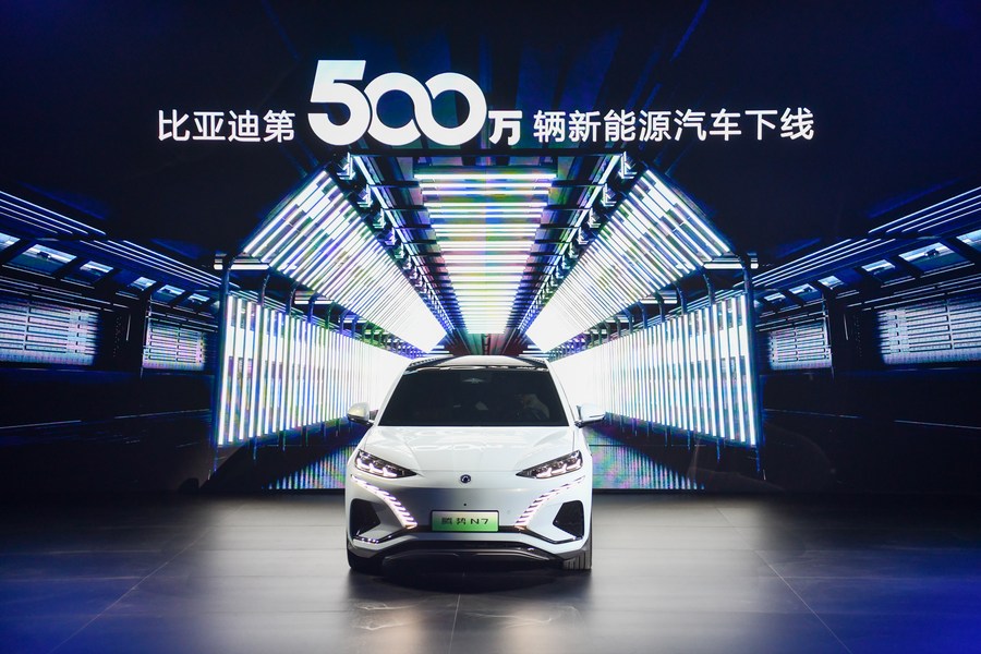 Sales, exports of China's new-energy passenger vehicles soar in 2023