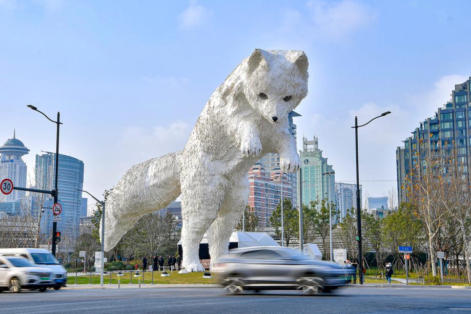 Giant fox installation in Shanghai goes viral