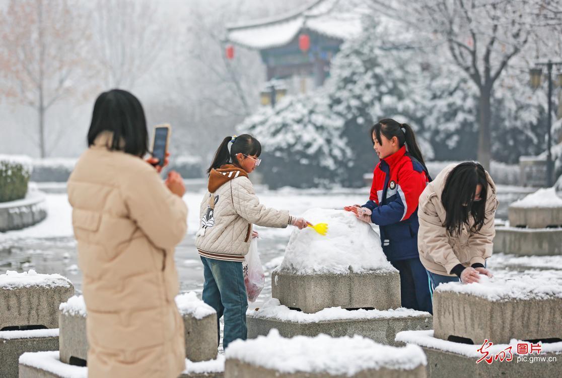 Snowfall in many parts of northern China