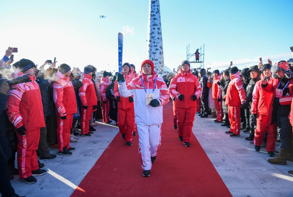 Torch relay of China's 14th National Winter Games held in Hulun Buir of Inner Mongolia