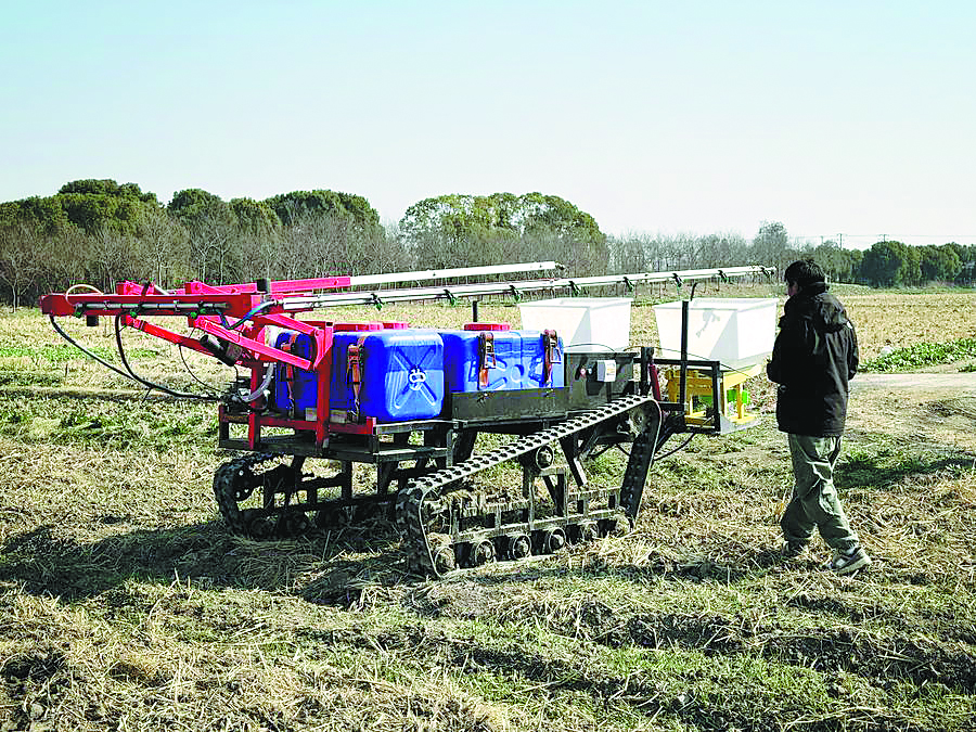 Robots doing farmwork in outskirts of Shanghai