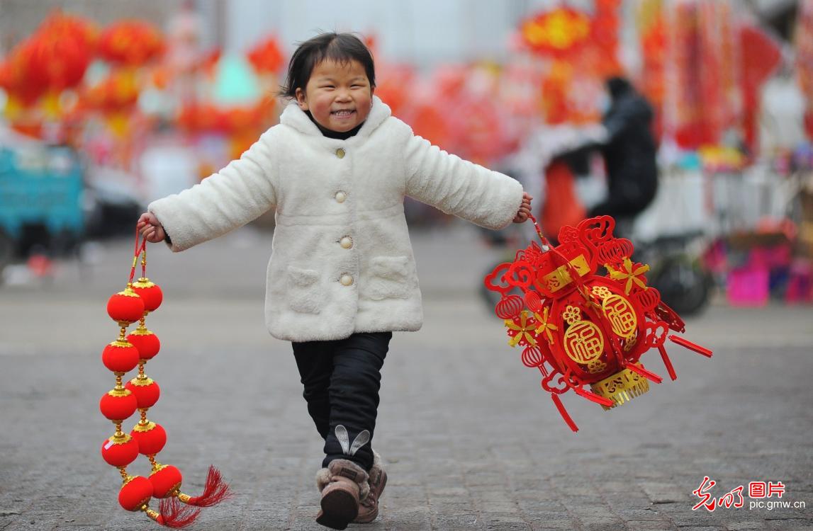 Pre-lunar new year celebrations carried on across China
