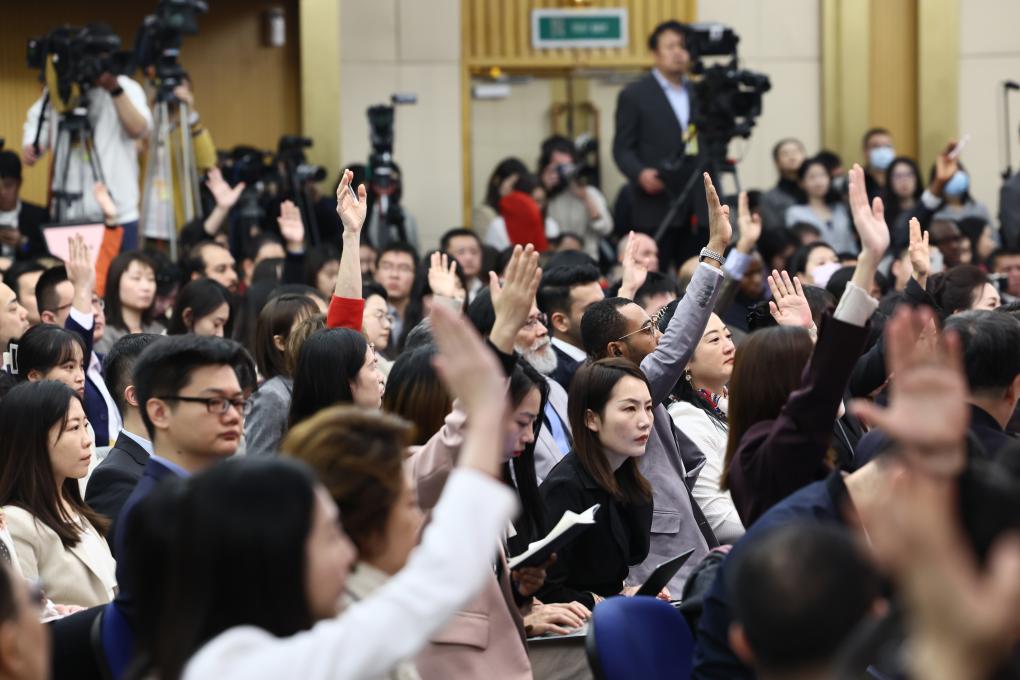 Chinese foreign minister meets press on foreign policy, relations