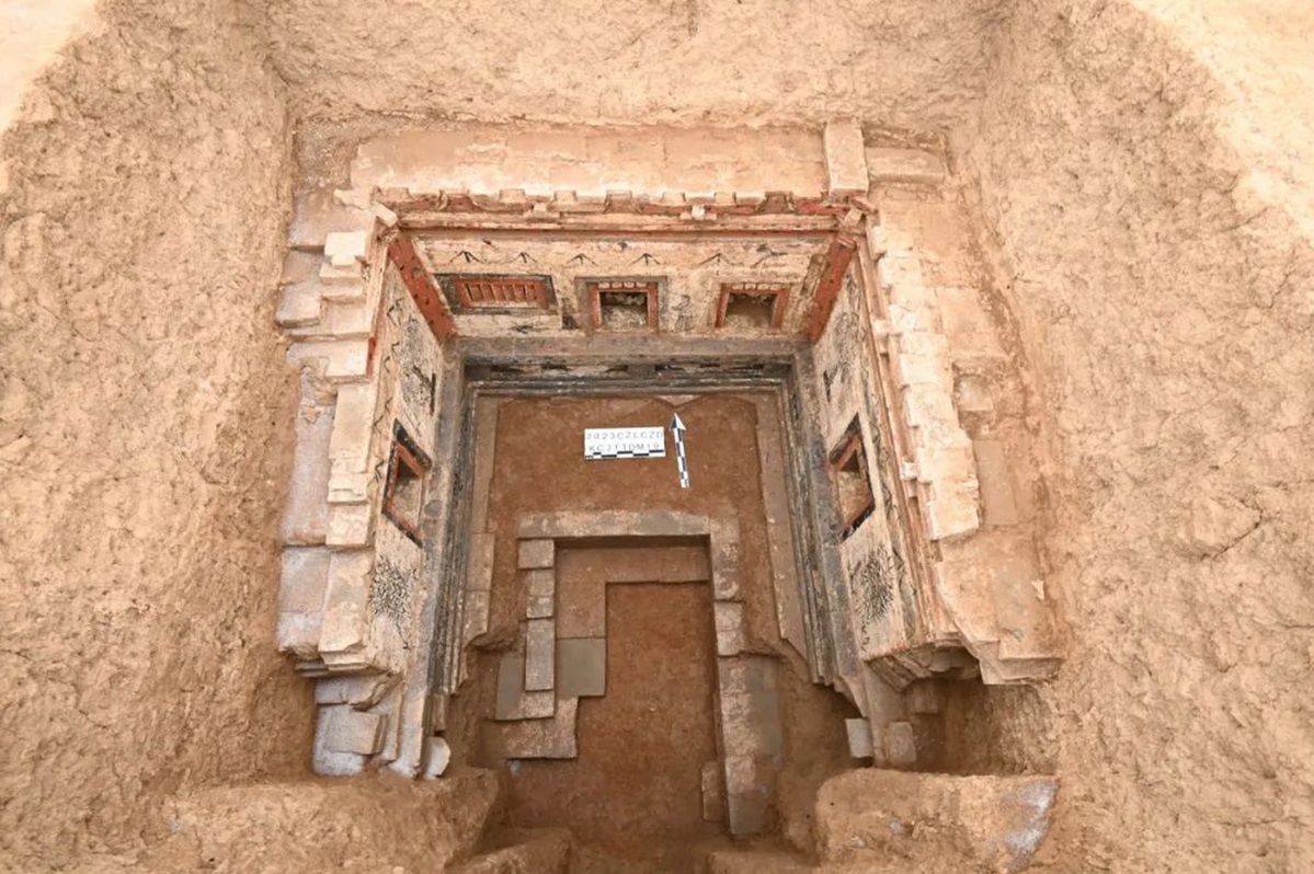 Ancient Jin Dynasty tombs with murals unearthed in Shanxi