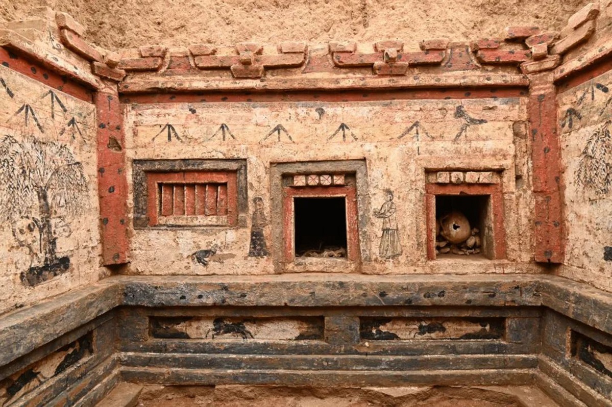 Ancient Jin Dynasty tombs with murals unearthed in Shanxi