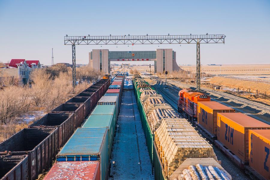 China's Erenhot port handles 1,000 China-Europe freight trains within year