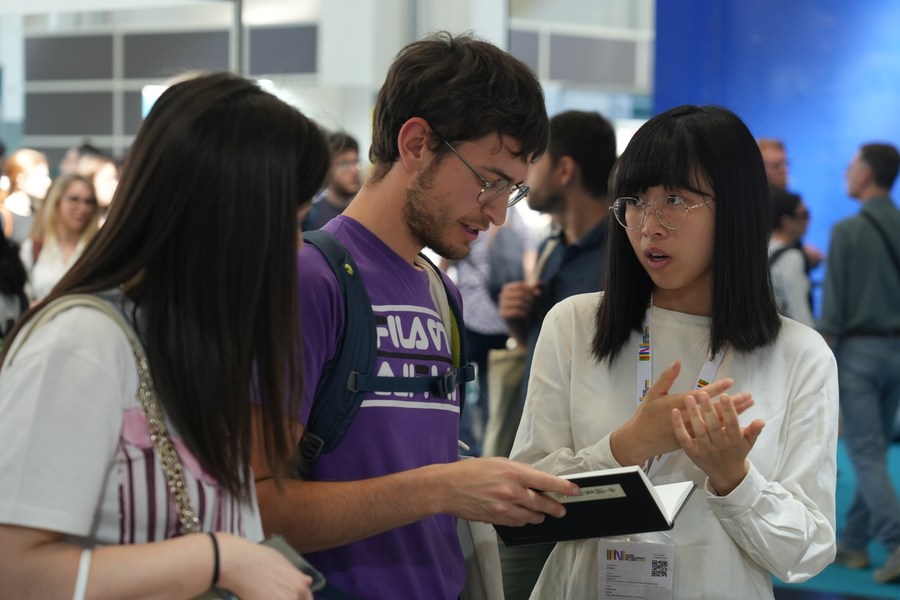 Chinese books attract global attention at Italy's biggest book fair