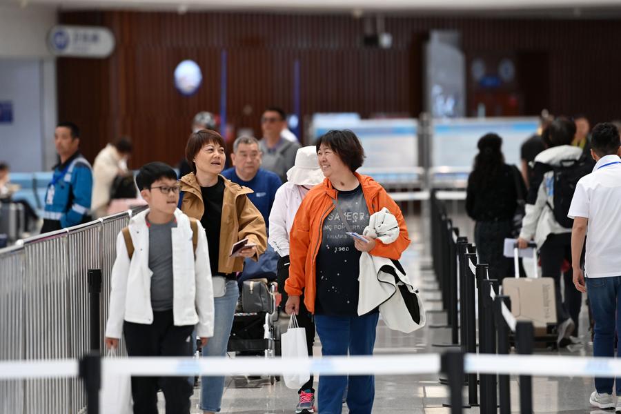 Port in Tianjin witnesses over 100,000 int'l cruise passenger trips in 2024