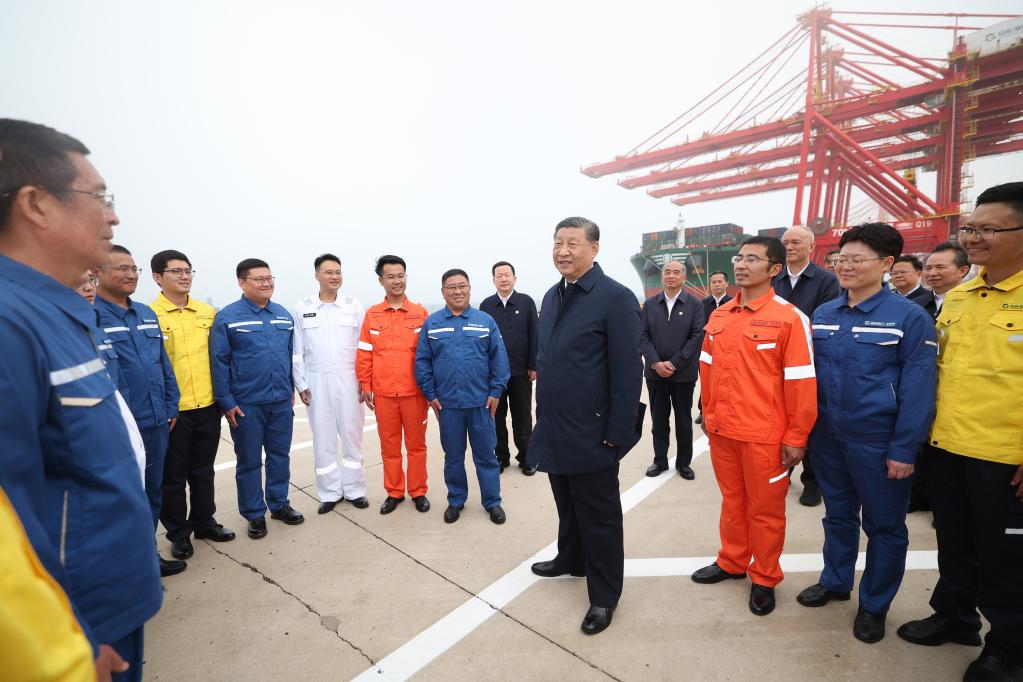 Xi inspects Rizhao in east China's Shandong Province