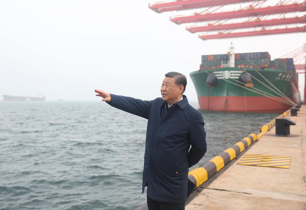 Xi inspects Rizhao in east China's Shandong Province