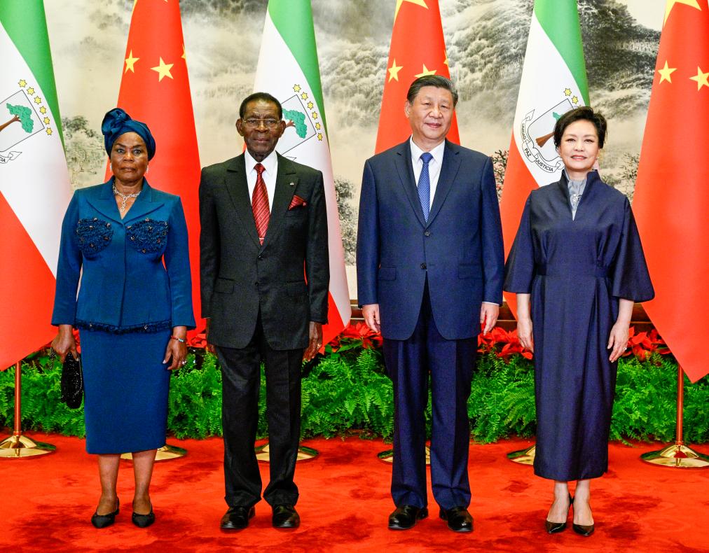 Chinese, Equatorial Guinean presidents hold talks, elevate ties