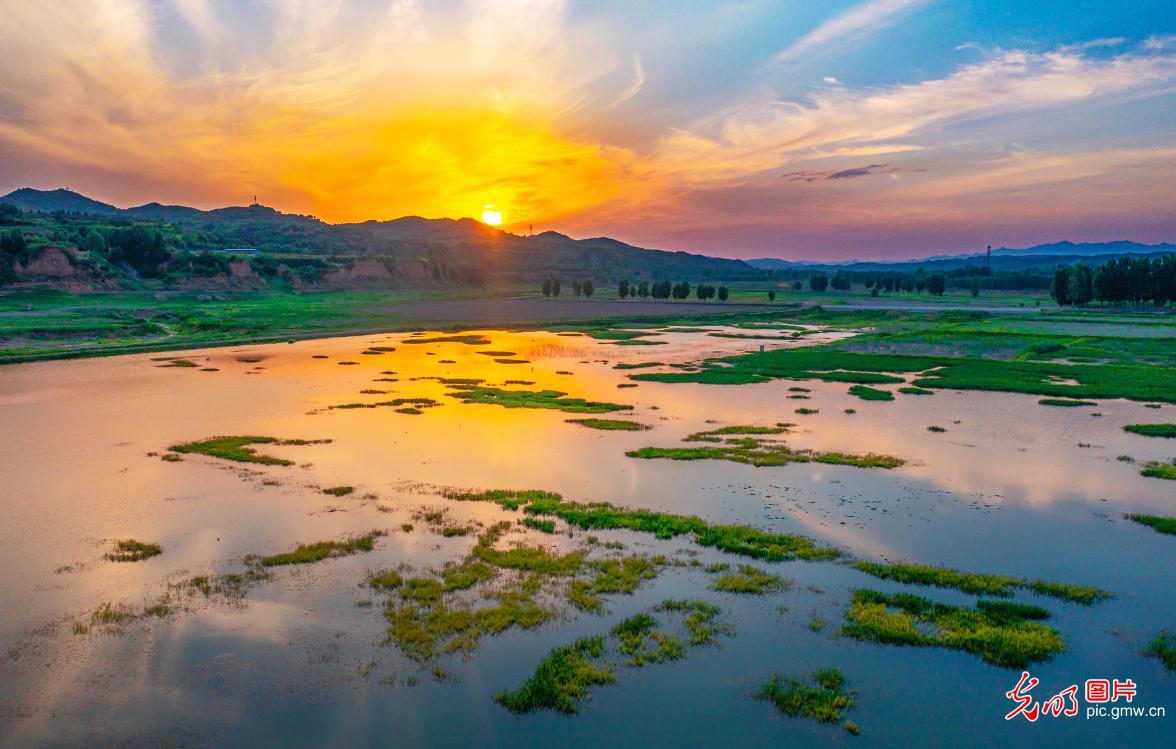 Yuanqu, Shanxi: picturesque scenery at the Ancient City National Wetland Park