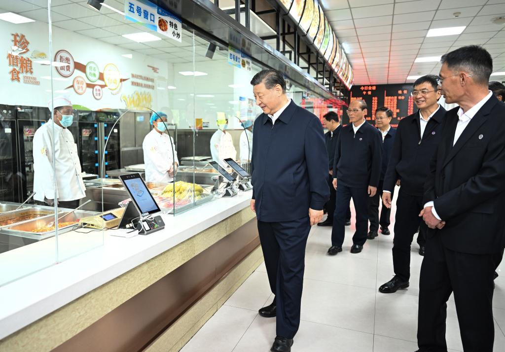 Xi inspects northwest China's Qinghai Province