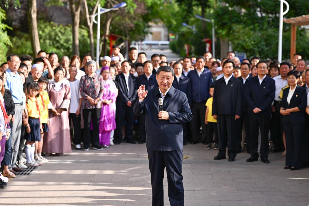 Xi inspects northwest China's Ningxia