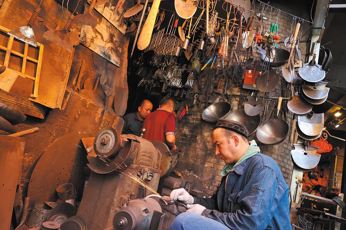 Capturing Kashgar's captivating culture