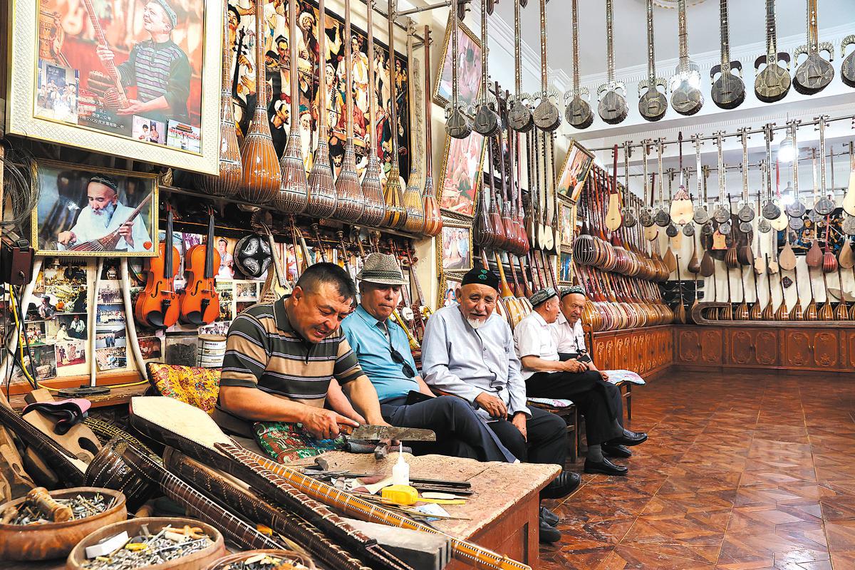 Capturing Kashgar's captivating culture