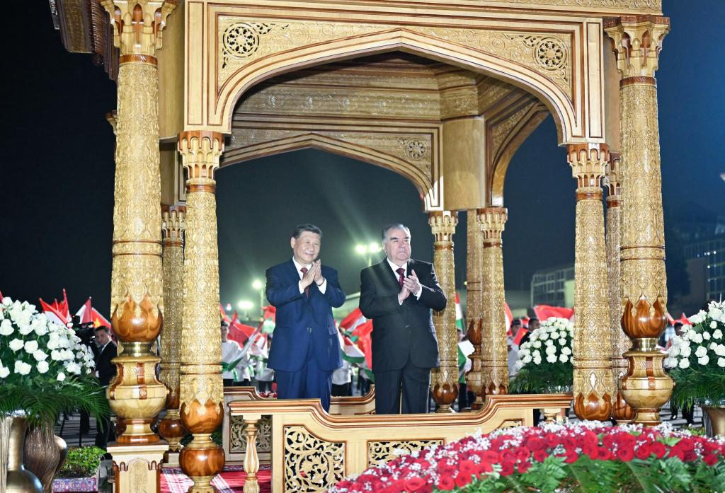 Xi kicks off state visit to Tajikistan, eyeing new heights in bilateral cooperation