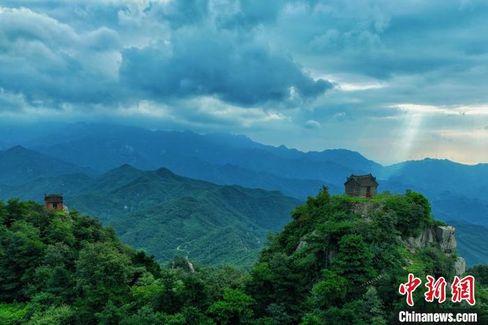 Aerial view of Zhenping County covered by morning glow in C China’s Henan Province