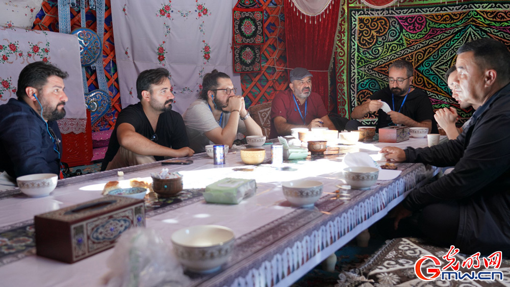 Turkish journalists highlight China's protection of nature and culture in NW China's Xinjiang