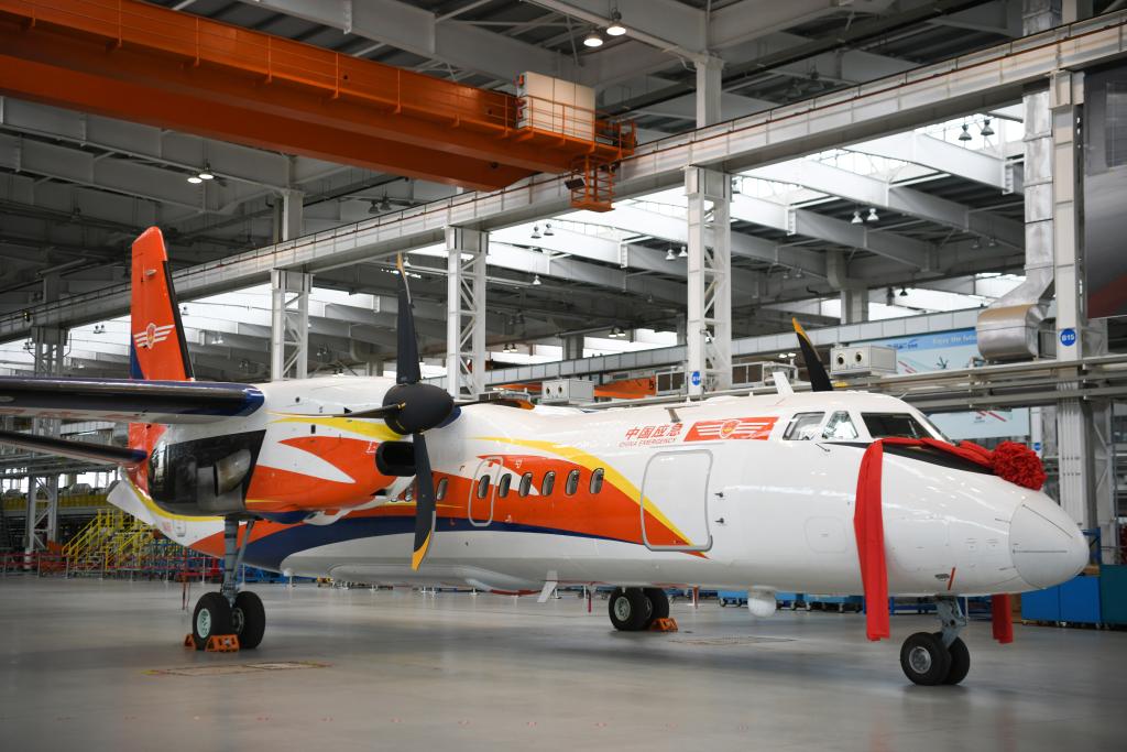 China delivers first MA60 firefighting airplanes to customer