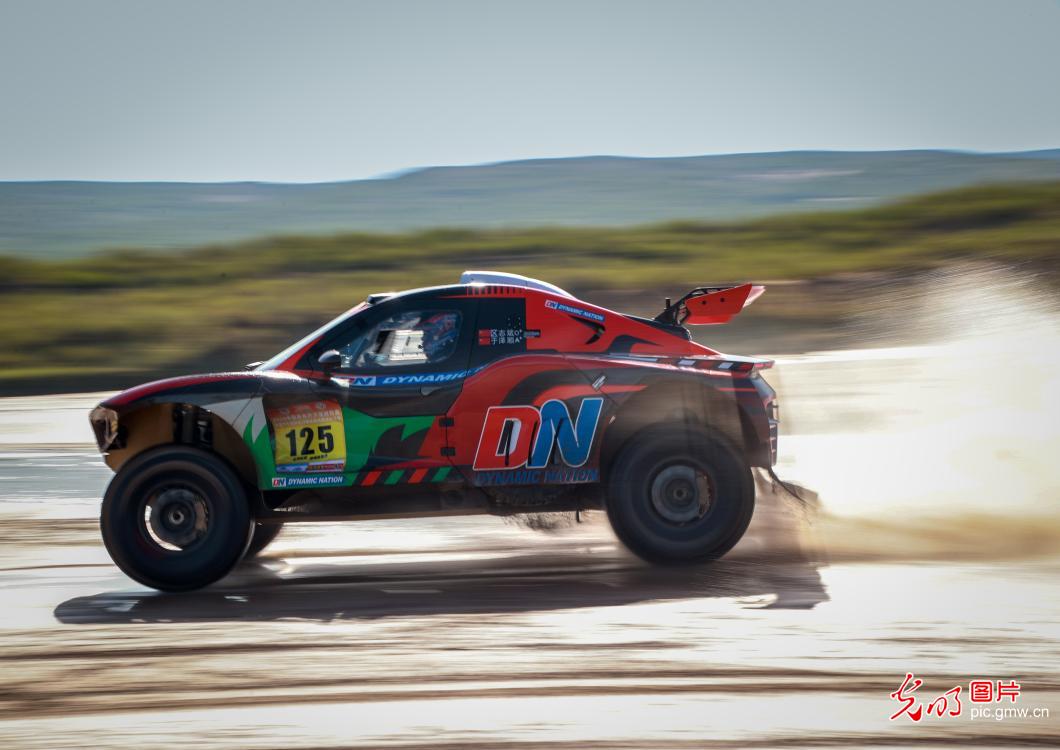 Thrilling off-road racing in desert 