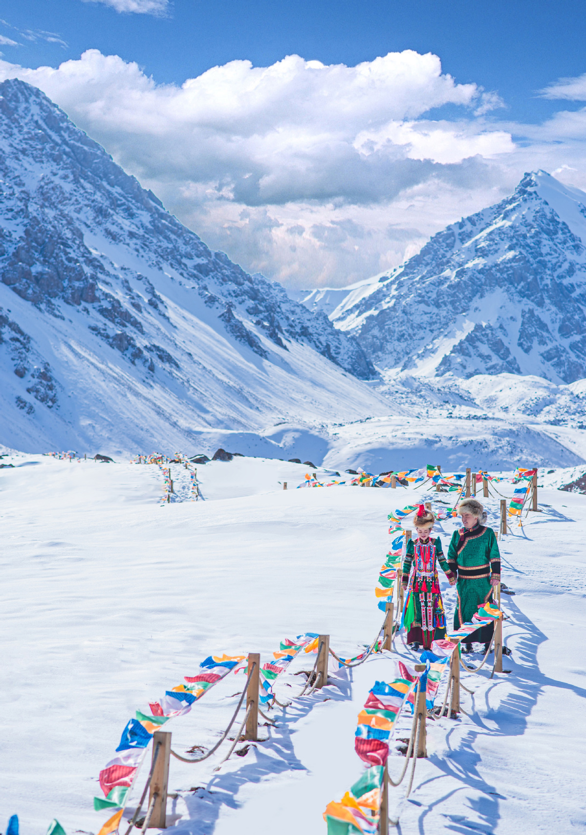 The beauty of Baersi Snow Mountain in Zhangye