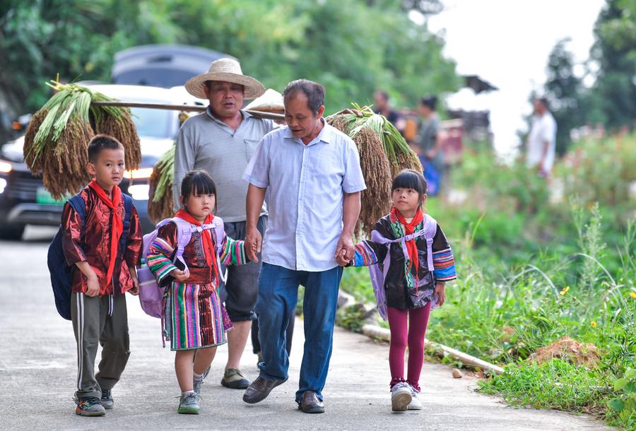 Teacher delivers hope to children in China's landlocked mountains