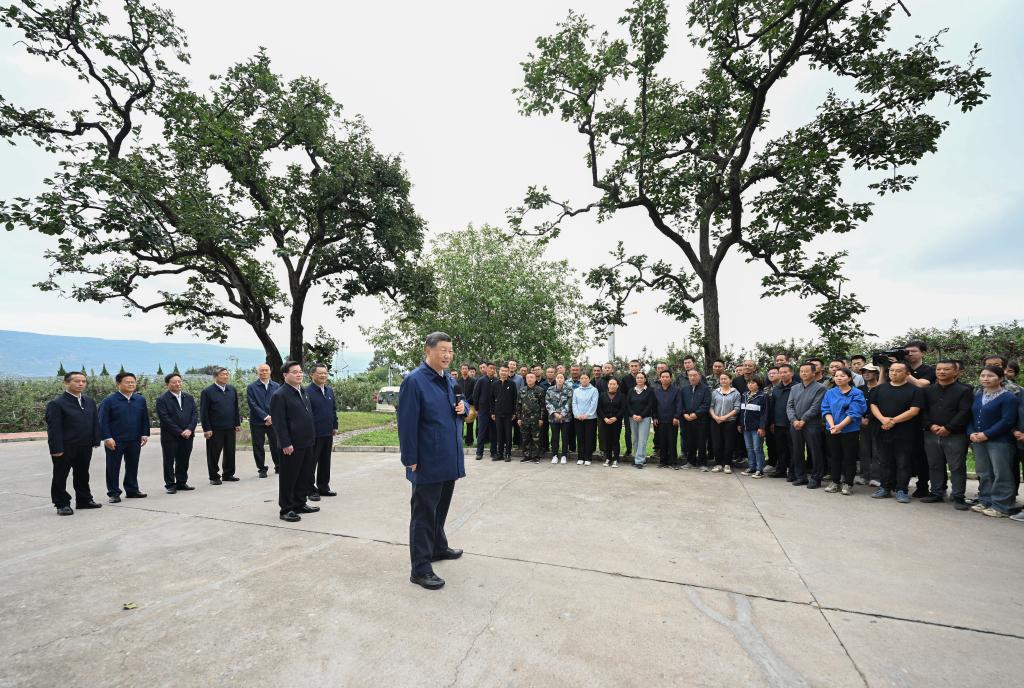 Xi makes inspections in NW China's Shaanxi, Gansu provinces