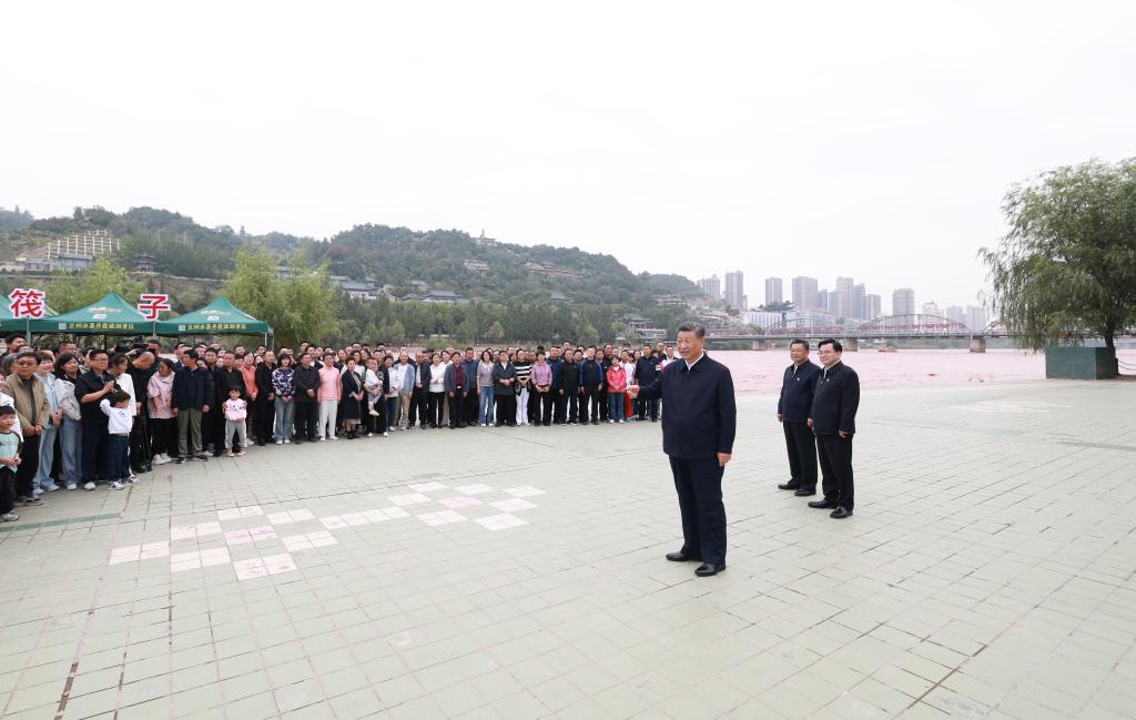 Xi inspects Lanzhou in NW China's Gansu Province