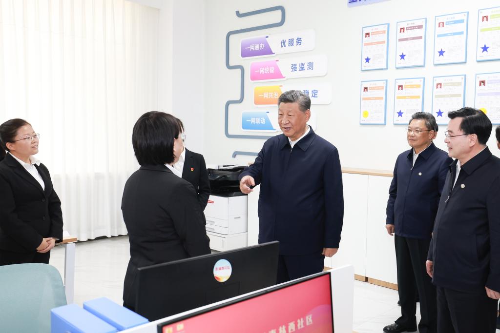 Xi inspects Lanzhou in NW China's Gansu Province