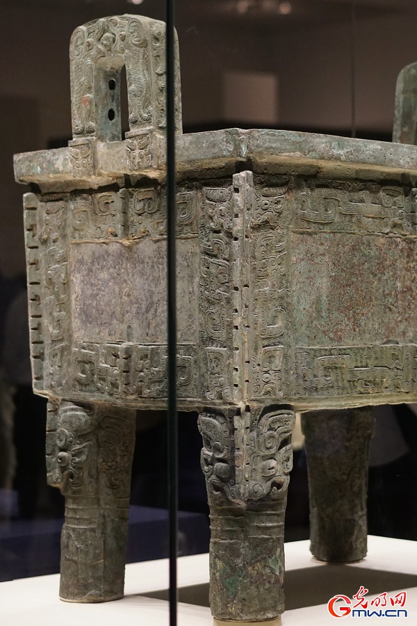 Ancient China relics exhibited at National Museum of China