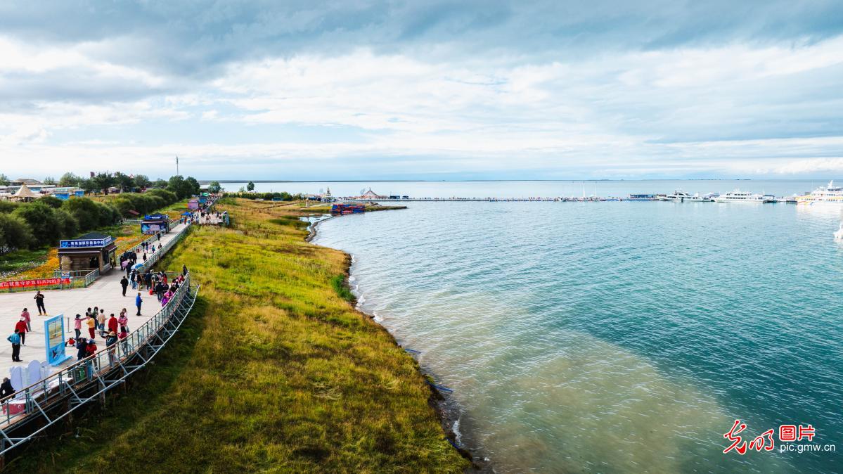 Beautiful view of Qinghai Lake