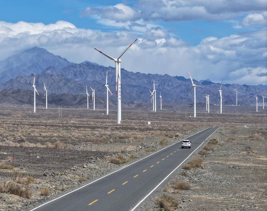 Xinjiang's protection of blue skies shows China's determination to air-pollution control